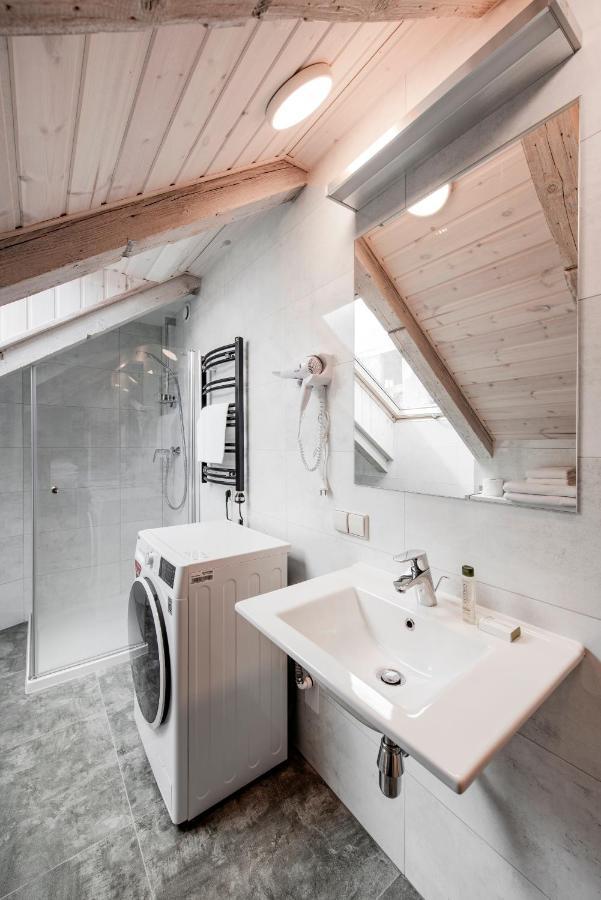 Small Attic Rooms In Kaunas Old Town Exteriér fotografie